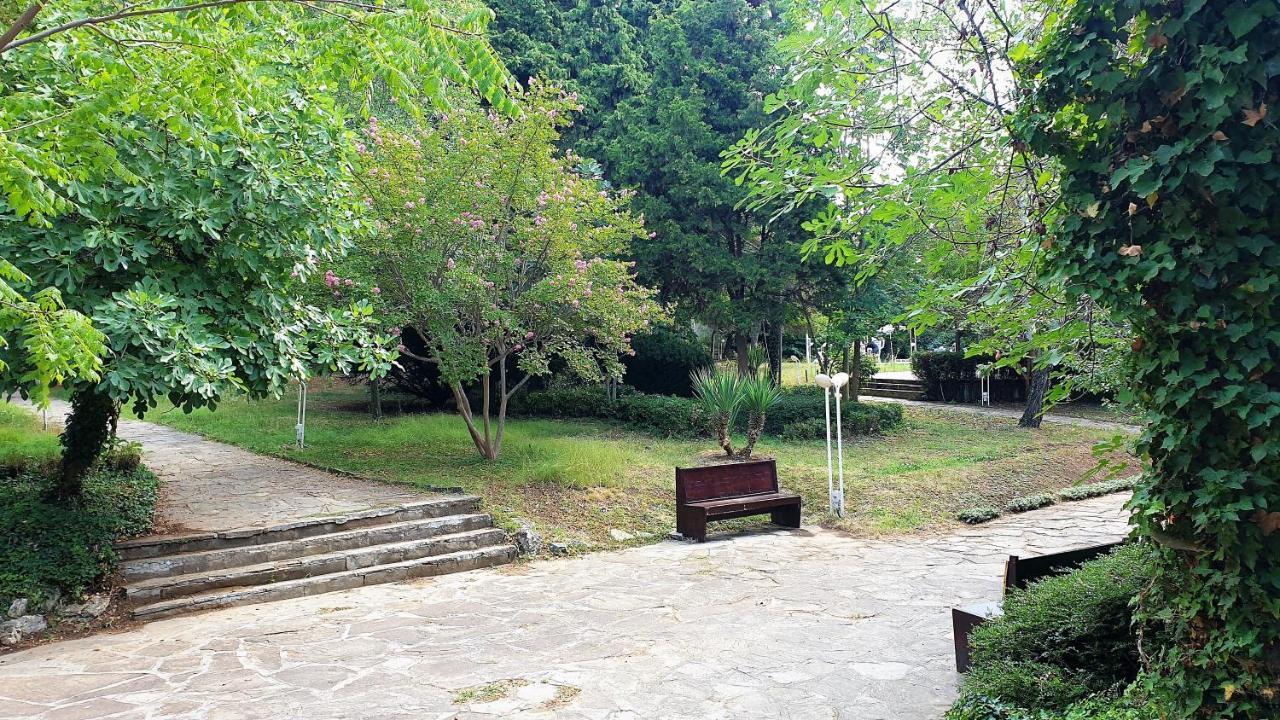 Оазис Парк Хотел Несебър Exterior photo